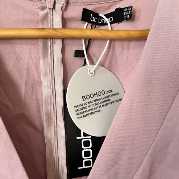 NWT Boohoo Balloon Sleeve Skater Dress - Picture 2 of 4